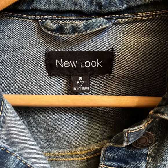 Womanβs New Look jean jacket - Picture 4 of 10